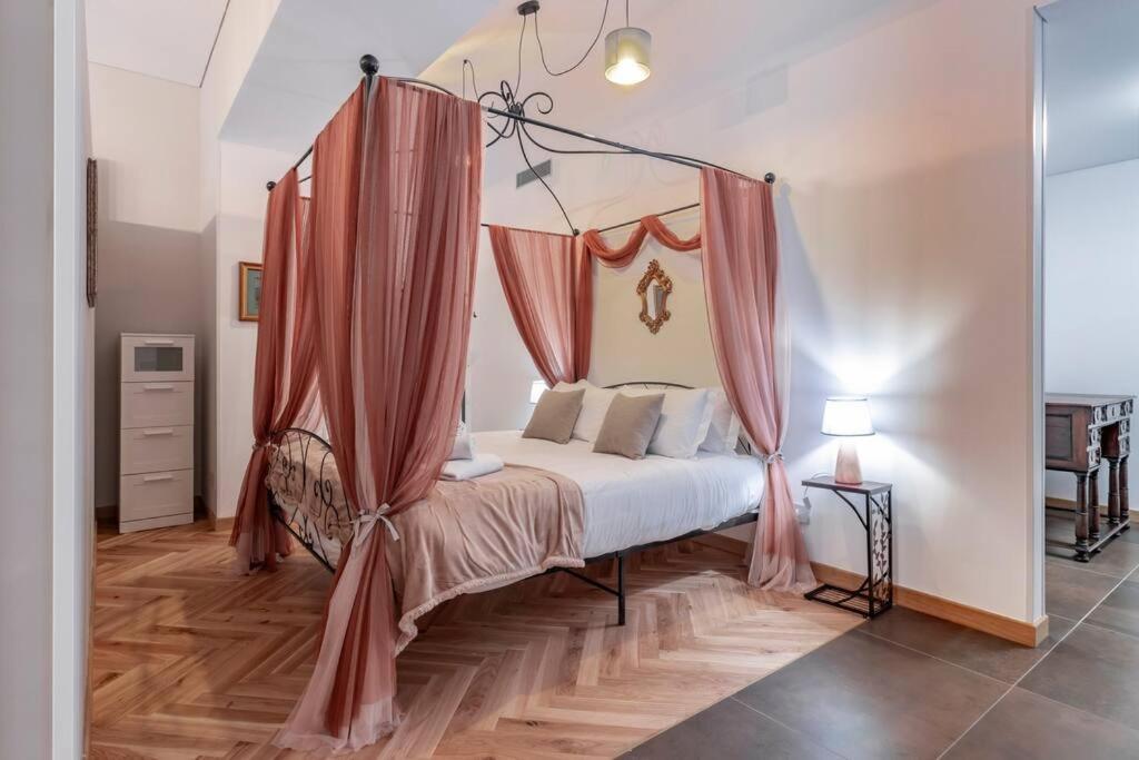 Piazza San Carlo Elegante Loft In Centro - Wi-Fi Daire Torino Dış mekan fotoğraf